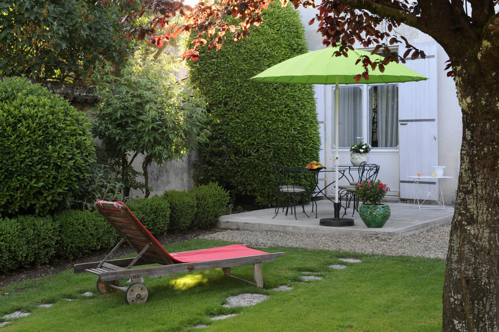 Chambres D'Hotes Les Tilleuls Cognac Buitenkant foto