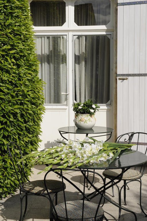 Chambres D'Hotes Les Tilleuls Cognac Buitenkant foto